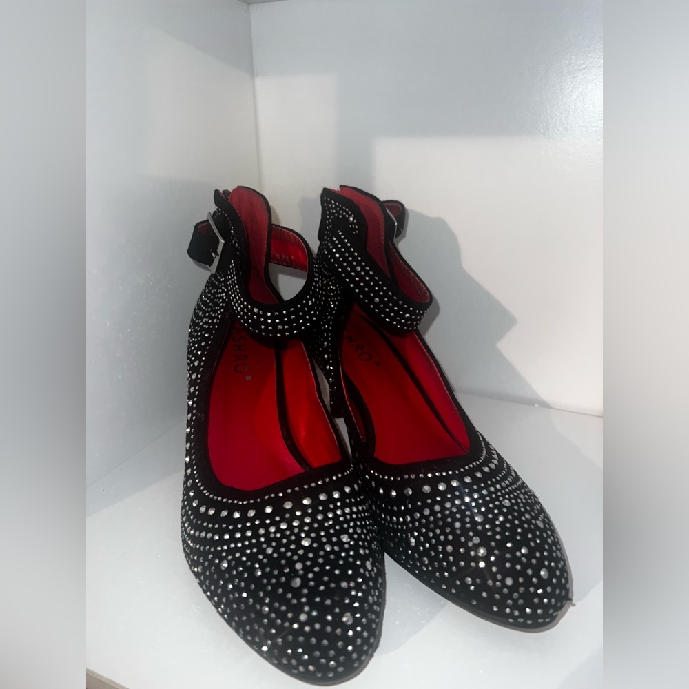 ASHRO Black and Red Rhinestone Heels